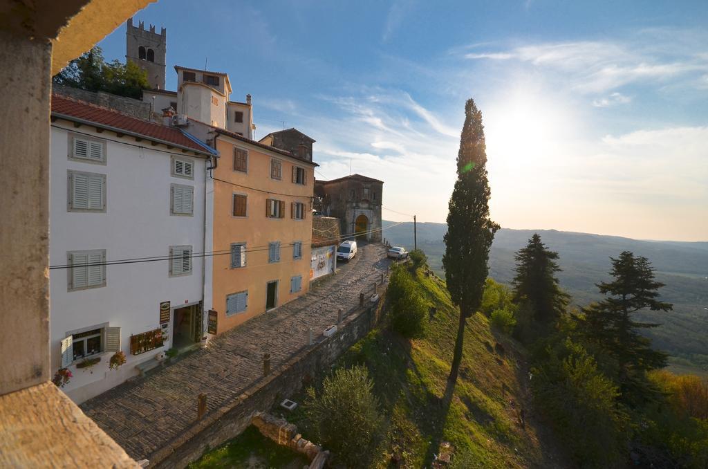 Bella Vista Apartments Motovun Bilik gambar