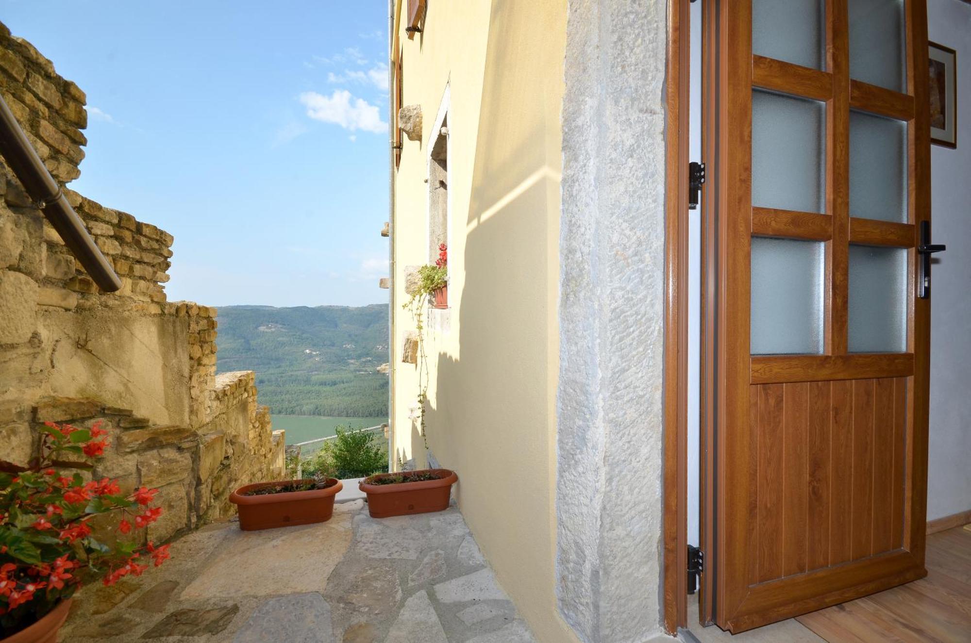 Bella Vista Apartments Motovun Bilik gambar