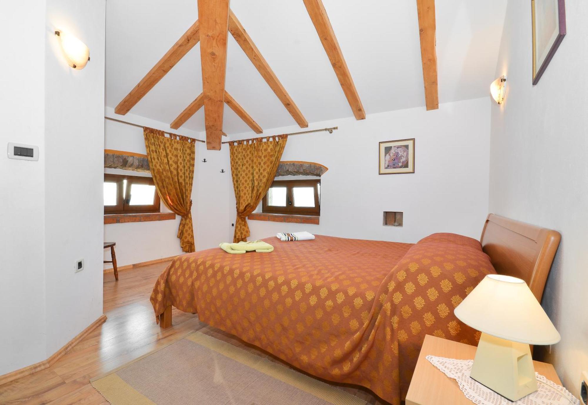Bella Vista Apartments Motovun Bilik gambar