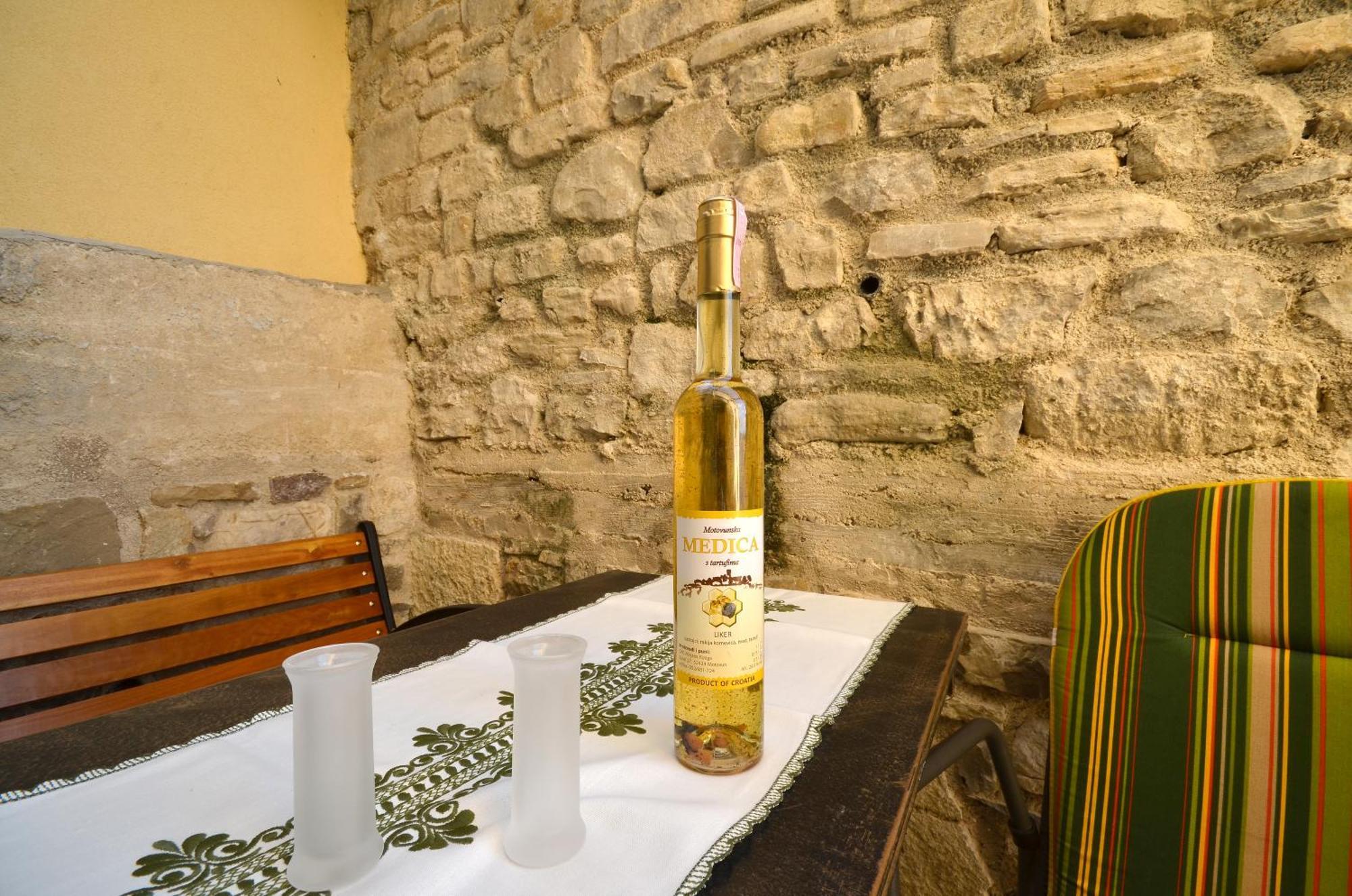 Bella Vista Apartments Motovun Bilik gambar